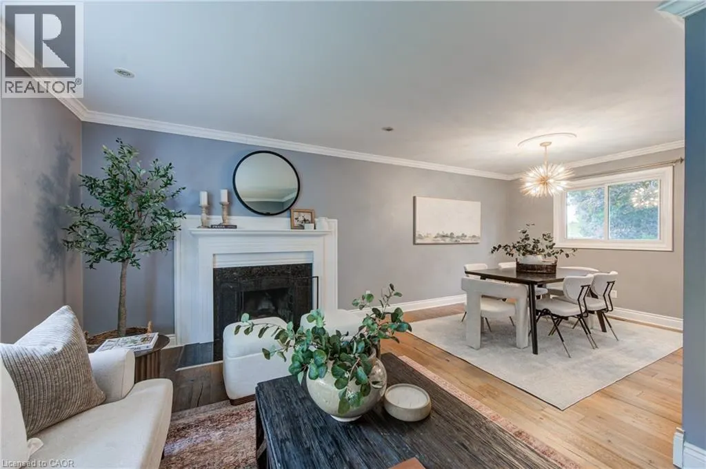 55 ALTADORE Crescent