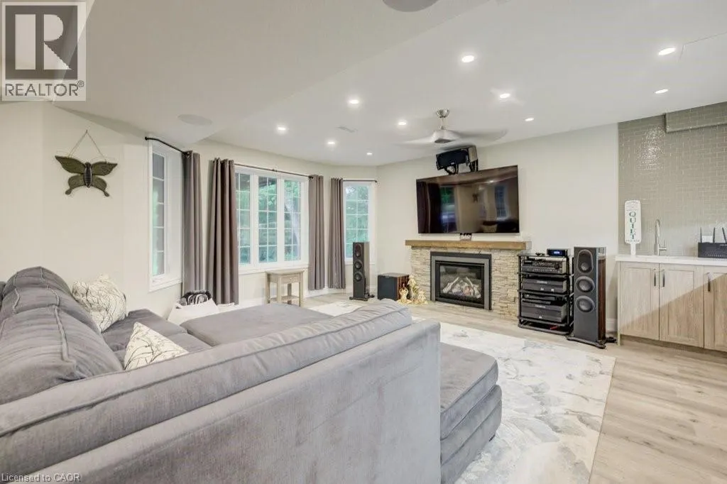 1525 DICKIE SETTLEMENT Road