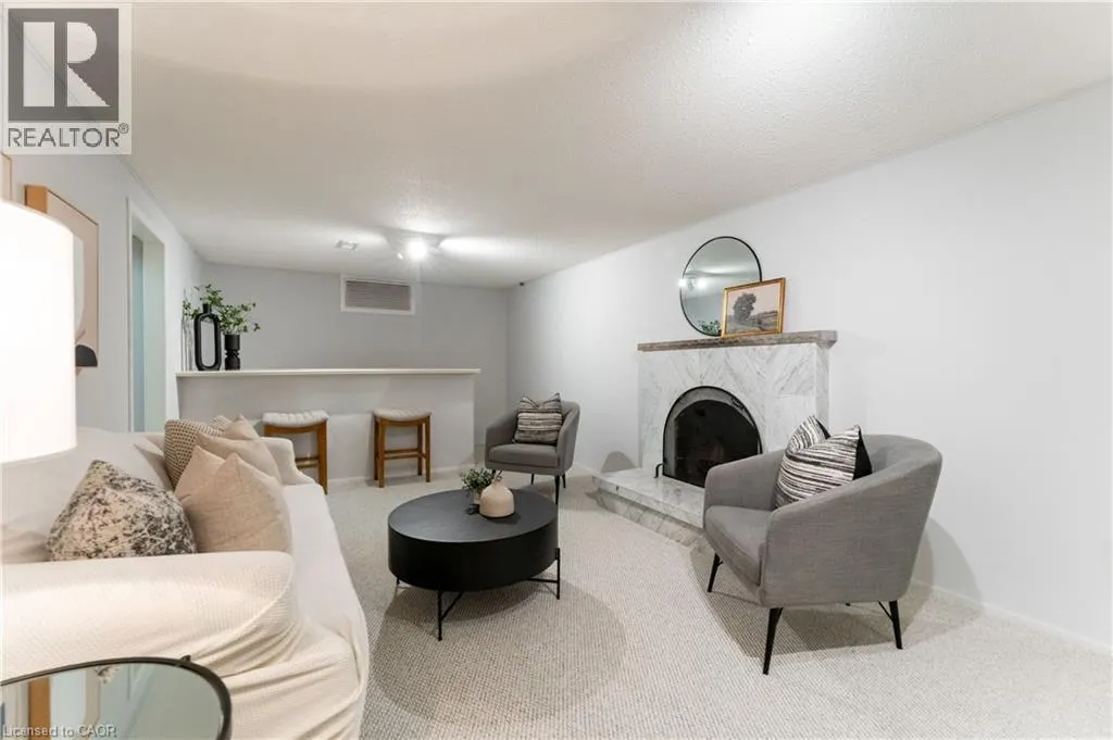 2252 UPPER MIDDLE Road Unit# 6, #6