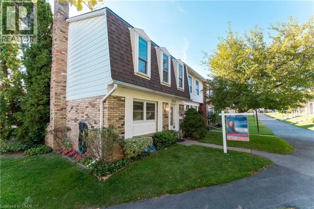 2252 UPPER MIDDLE Road Unit# 6, #6