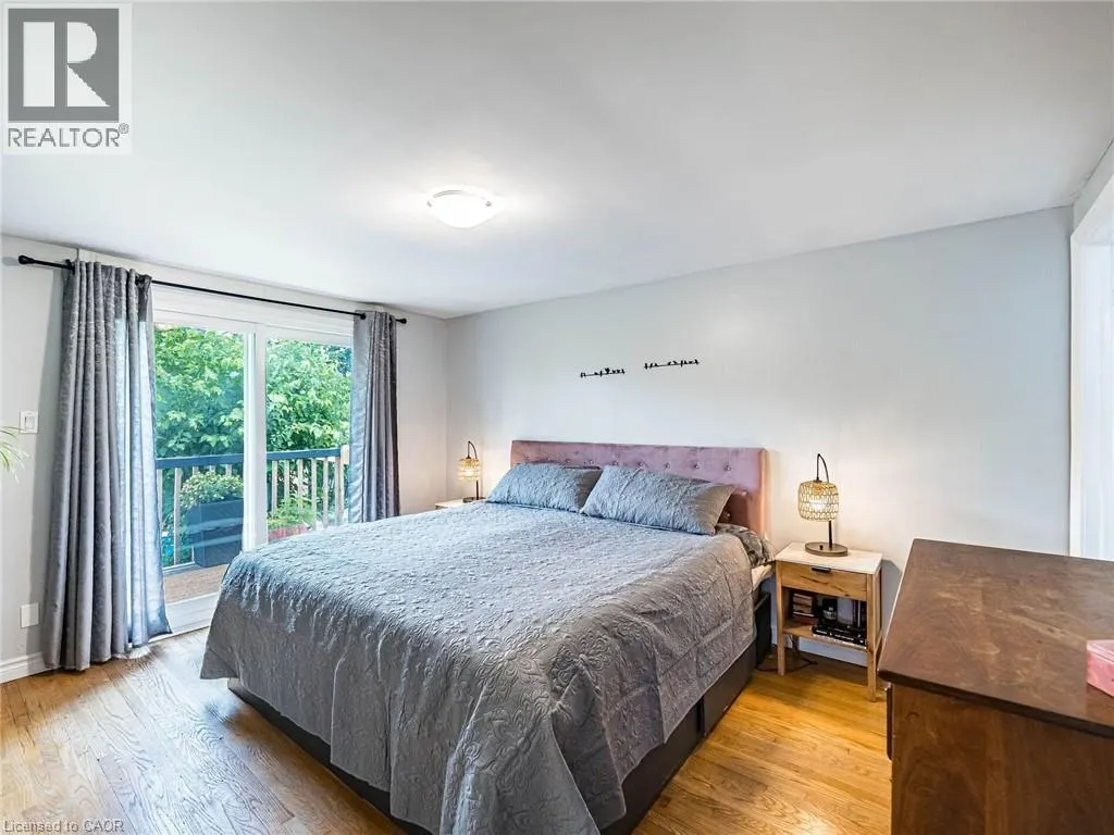 637 ARTREVA Crescent