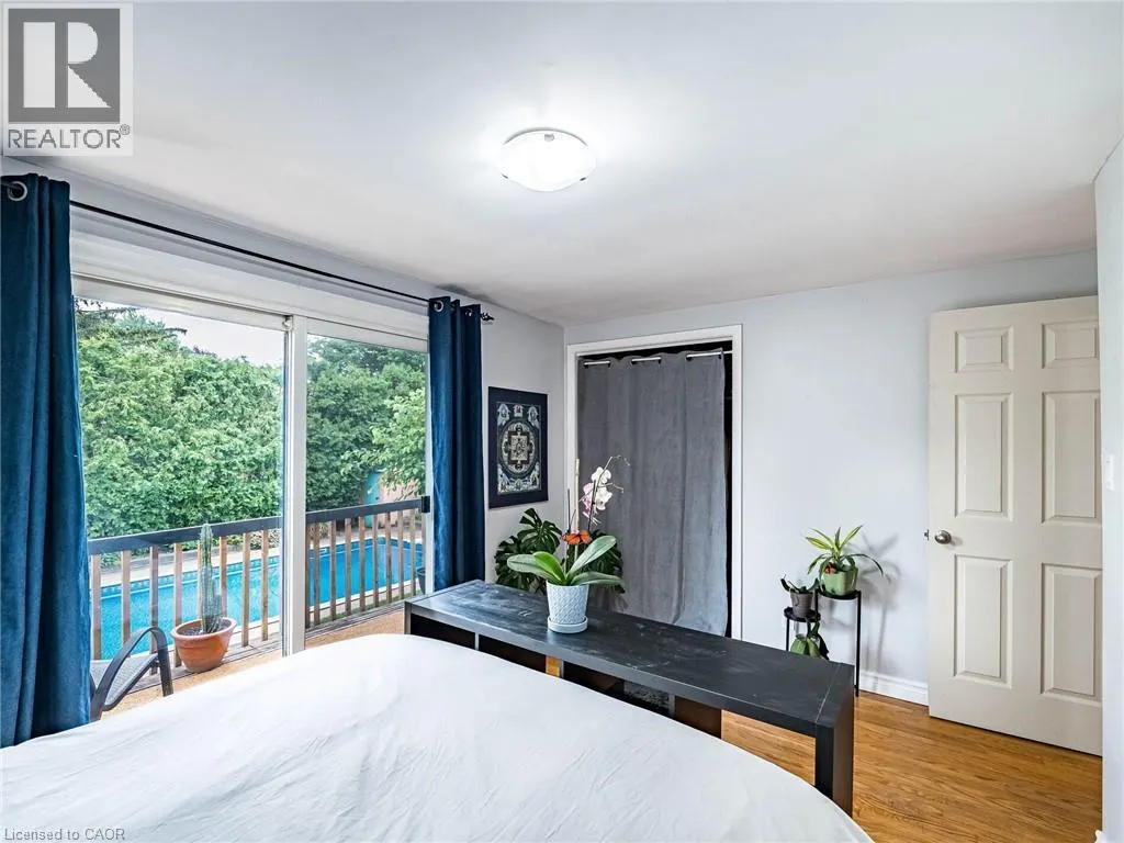 637 ARTREVA Crescent