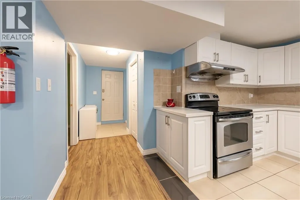 263 HEPBURN Crescent