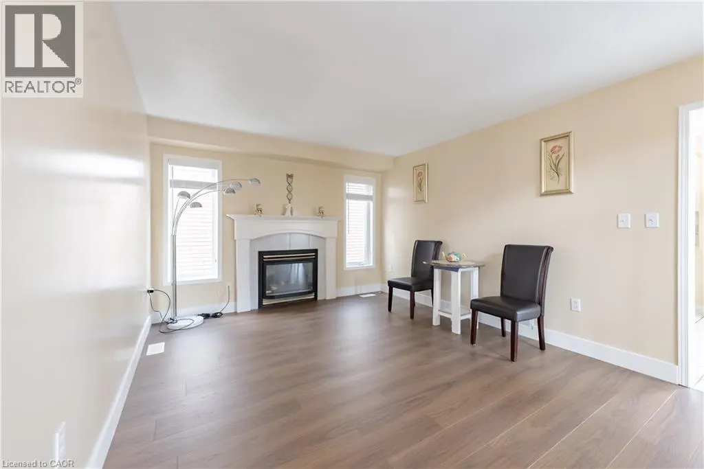 263 HEPBURN Crescent