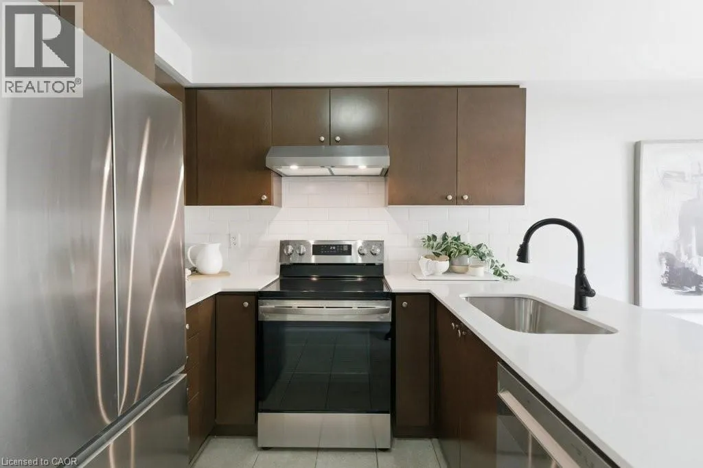 113 THORNLODGE Drive