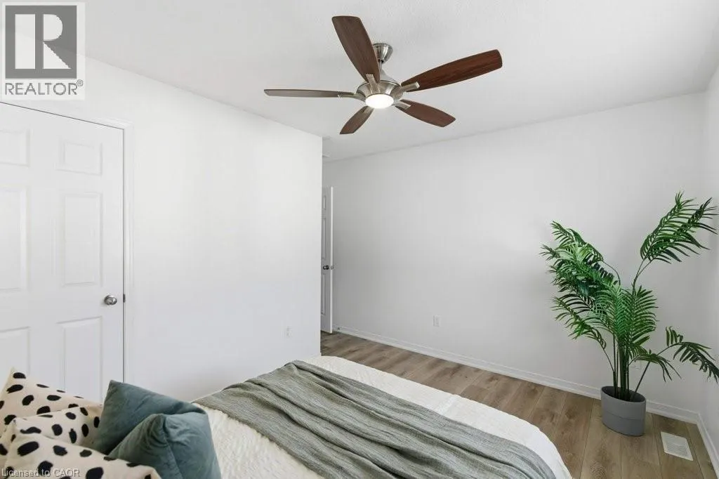 113 THORNLODGE Drive