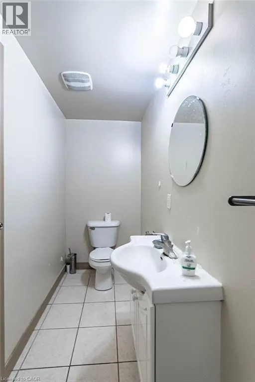 251 LESTER Street Unit# 203, #203