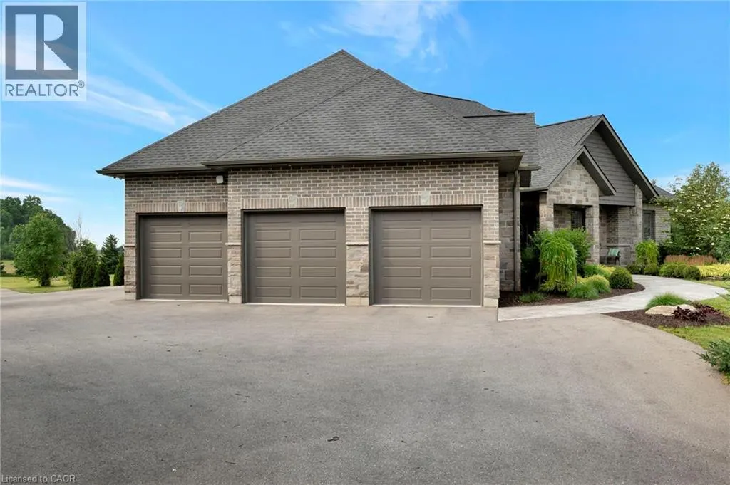 285794 - B AIRPORT Road