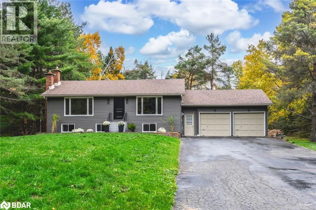 16 HILLVIEW Crescent