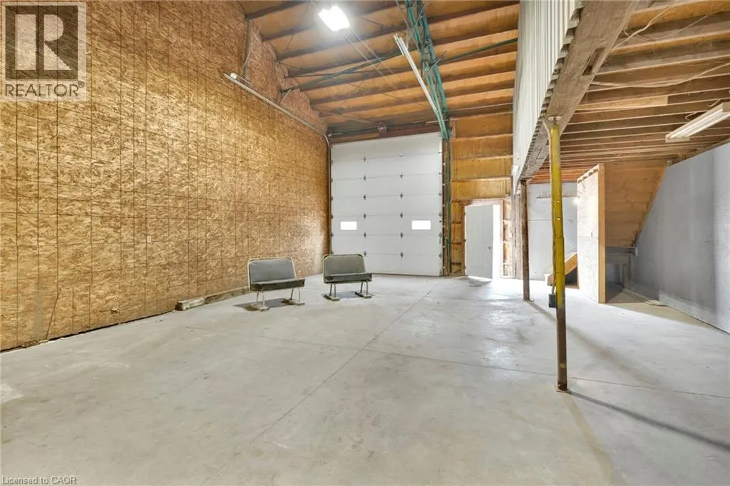 285794 - A AIRPORT Road