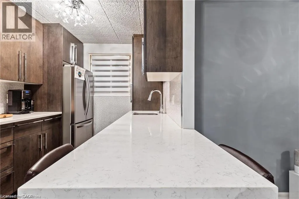 6 WALTON Avenue Unit# 310, #310