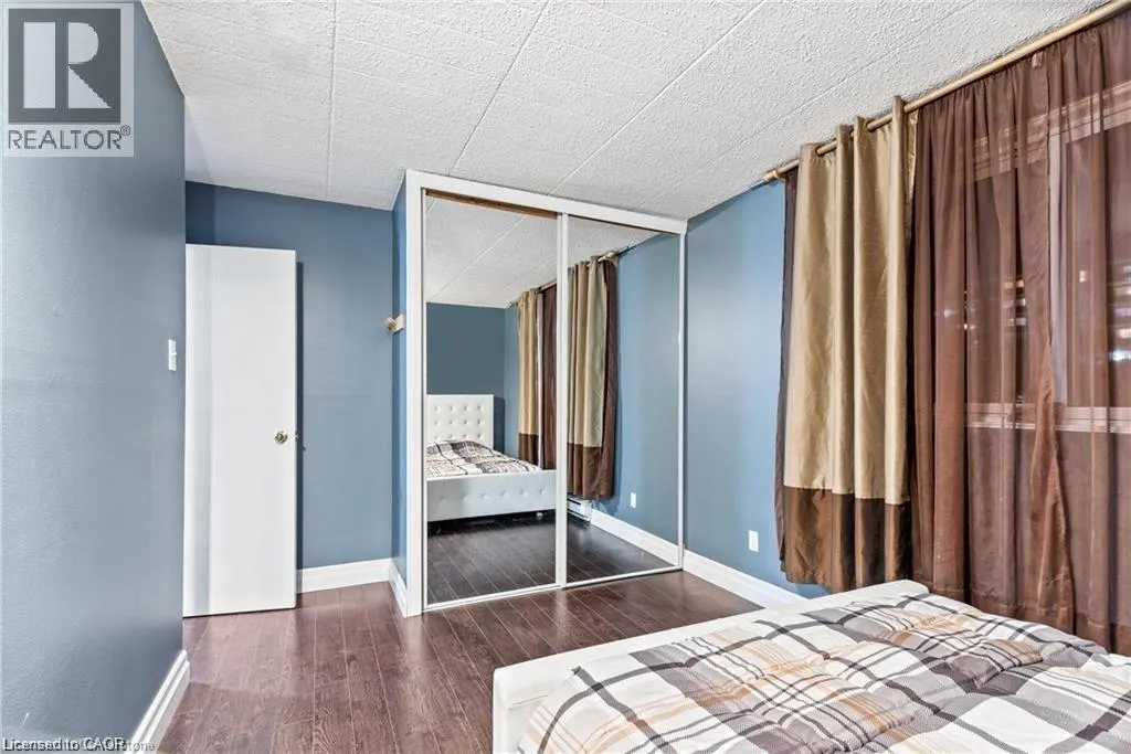 6 WALTON Avenue Unit# 310, #310