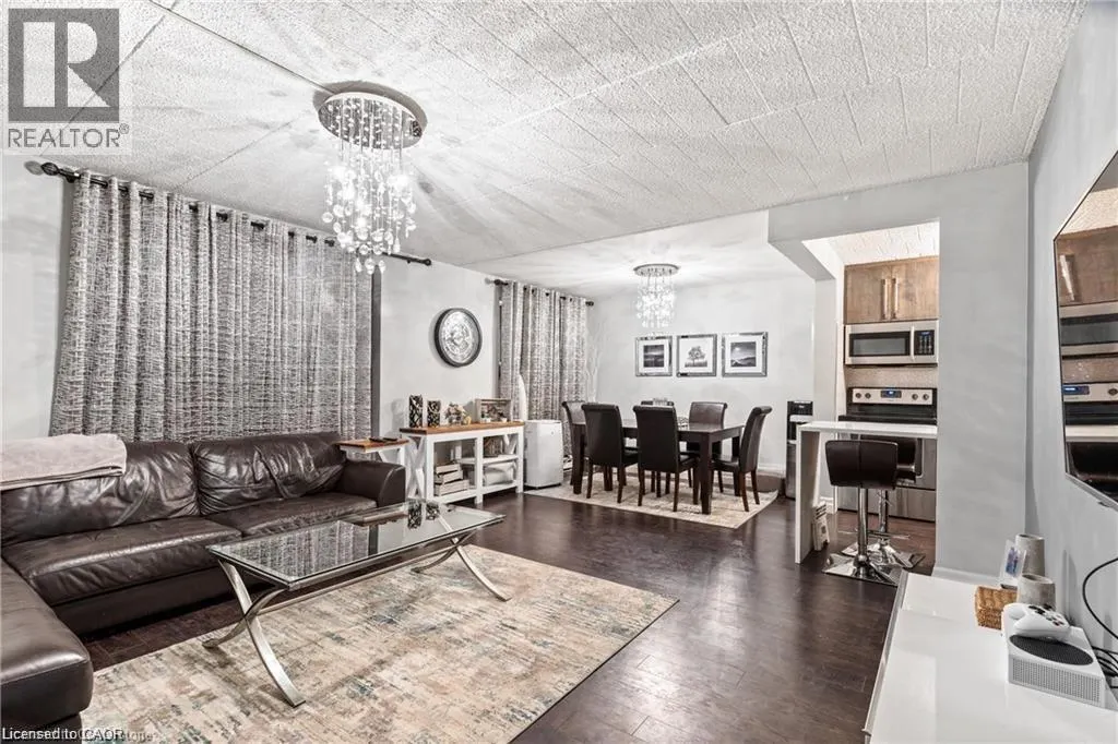 6 WALTON Avenue Unit# 310, #310