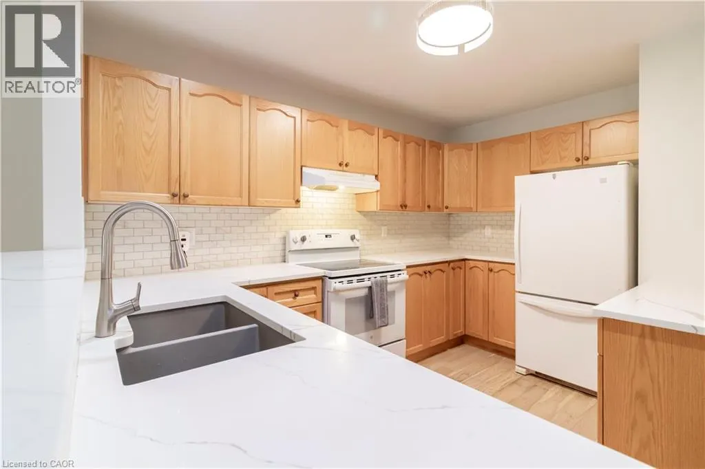 60 WHITLAW Way Unit# 2, #2