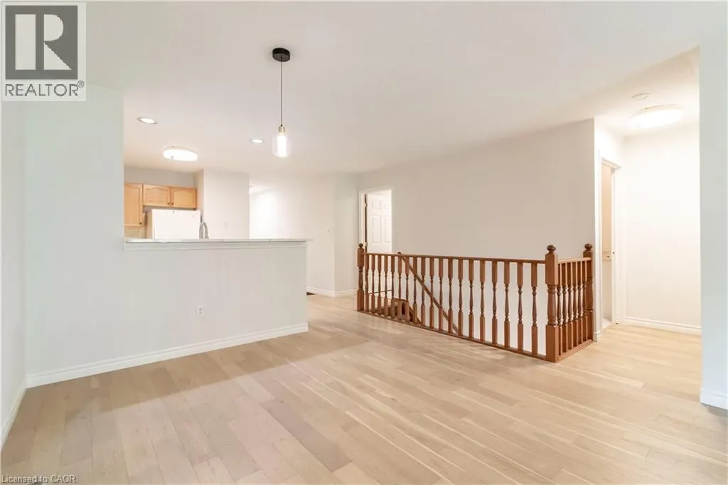 60 WHITLAW Way Unit# 2, #2