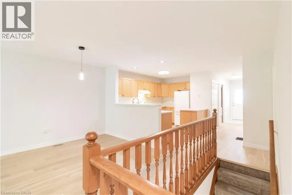 60 WHITLAW Way Unit# 2, #2