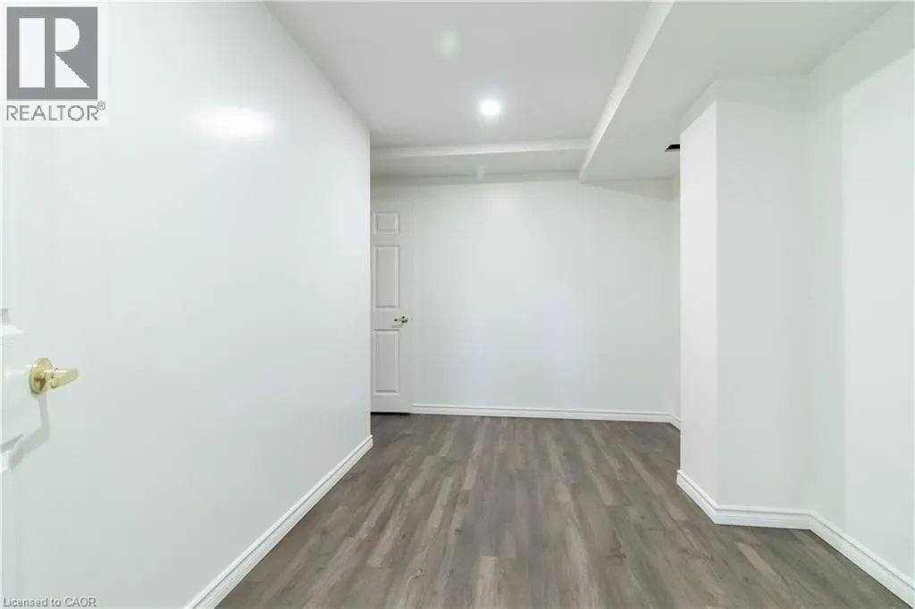 60 WHITLAW Way Unit# 2, #2