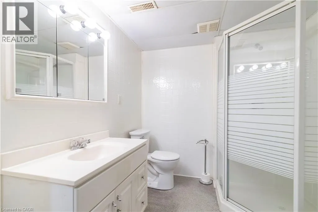 60 WHITLAW Way Unit# 2, #2