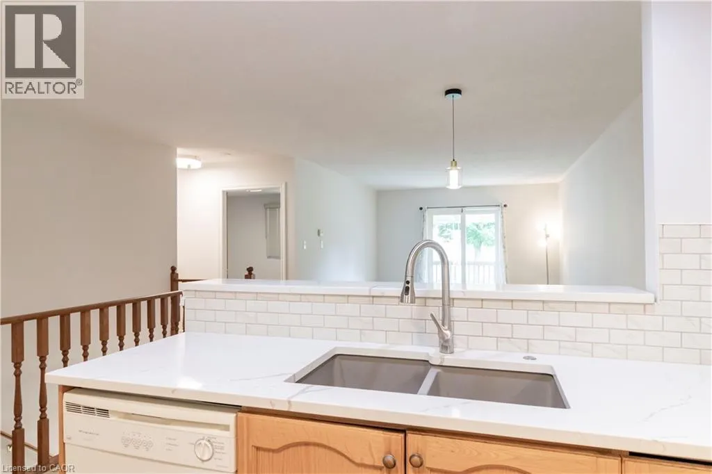 60 WHITLAW Way Unit# 2, #2