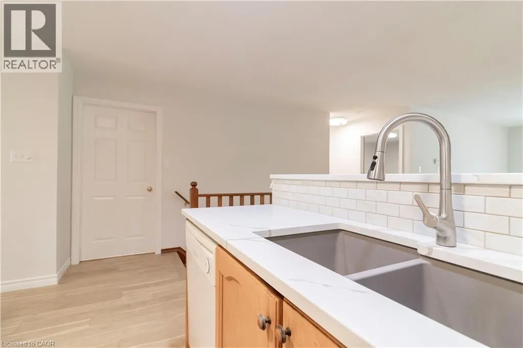 60 WHITLAW Way Unit# 2, #2