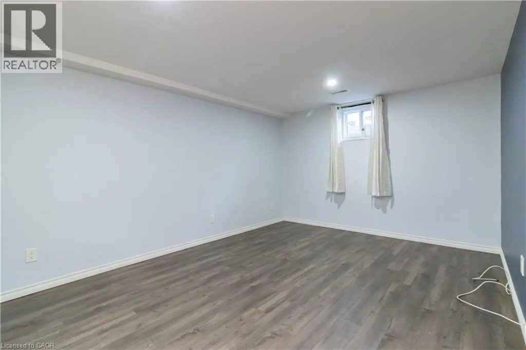 60 WHITLAW Way Unit# 2, #2