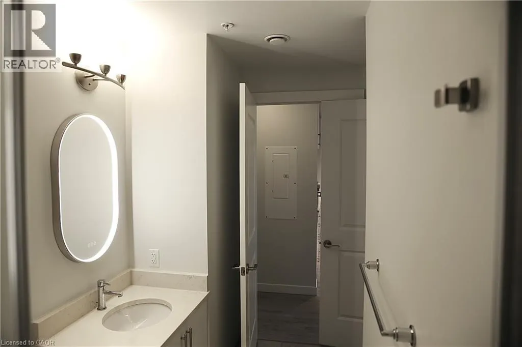 181 KING Street S Unit# 706, #706