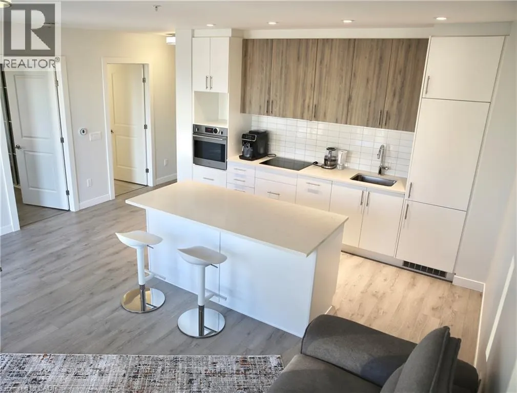 181 KING Street S Unit# 706, #706