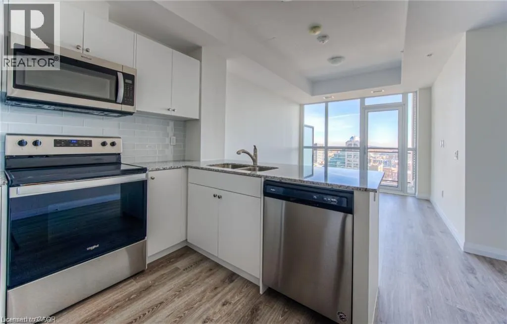 60 CHARLES Street W Unit# 1604, #1604