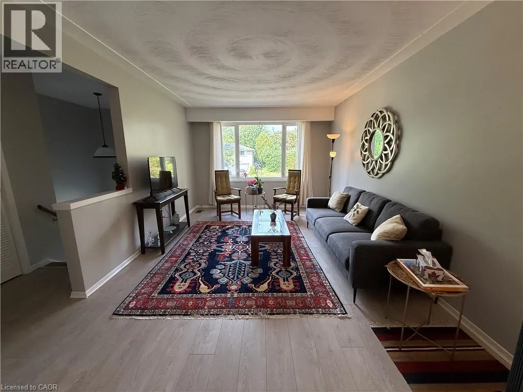 281 TOLL GATE Boulevard