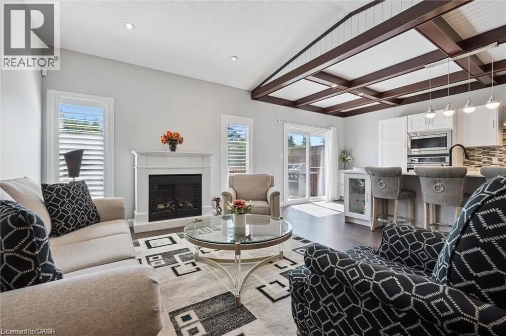 900 DOON VILLAGE Road Unit# 4, #4