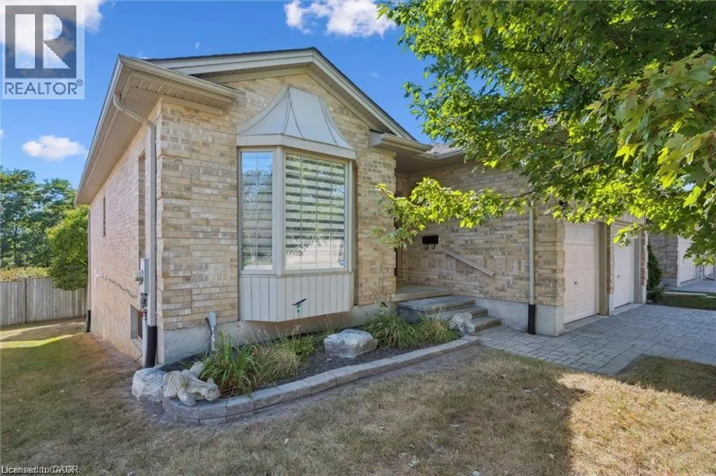 900 DOON VILLAGE Road Unit# 4, #4