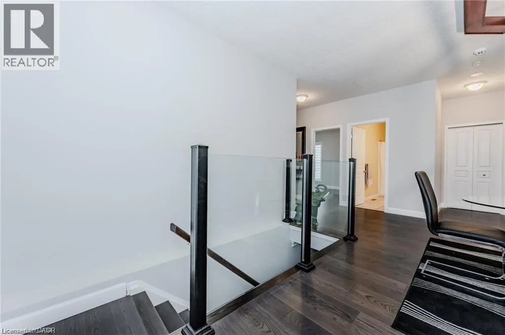 900 DOON VILLAGE Road Unit# 4, #4