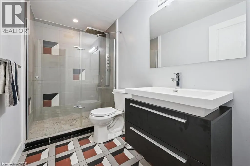 900 DOON VILLAGE Road Unit# 4, #4