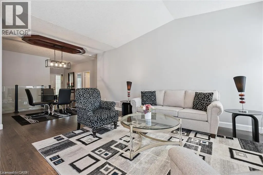 900 DOON VILLAGE Road Unit# 4, #4