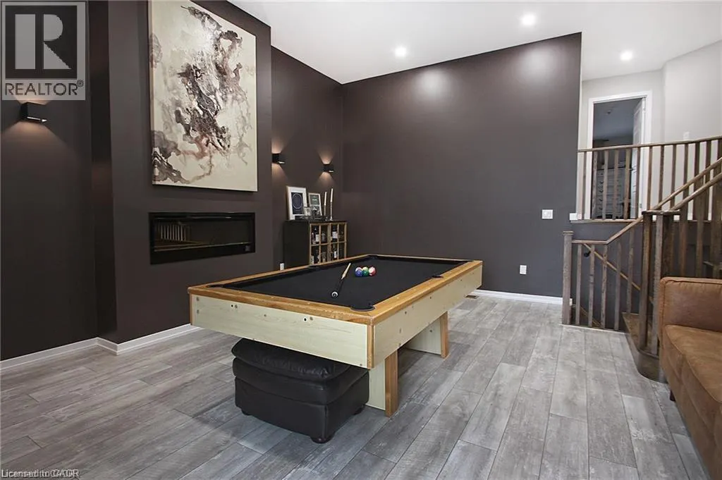 23 SCARLETWOOD Street