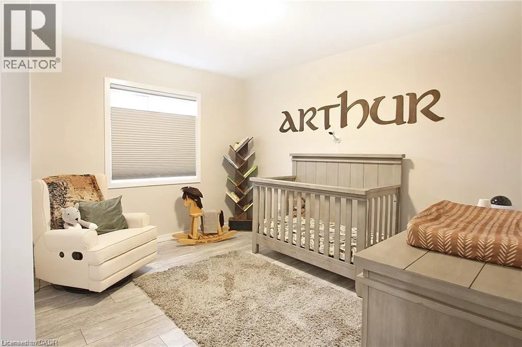 23 SCARLETWOOD Street