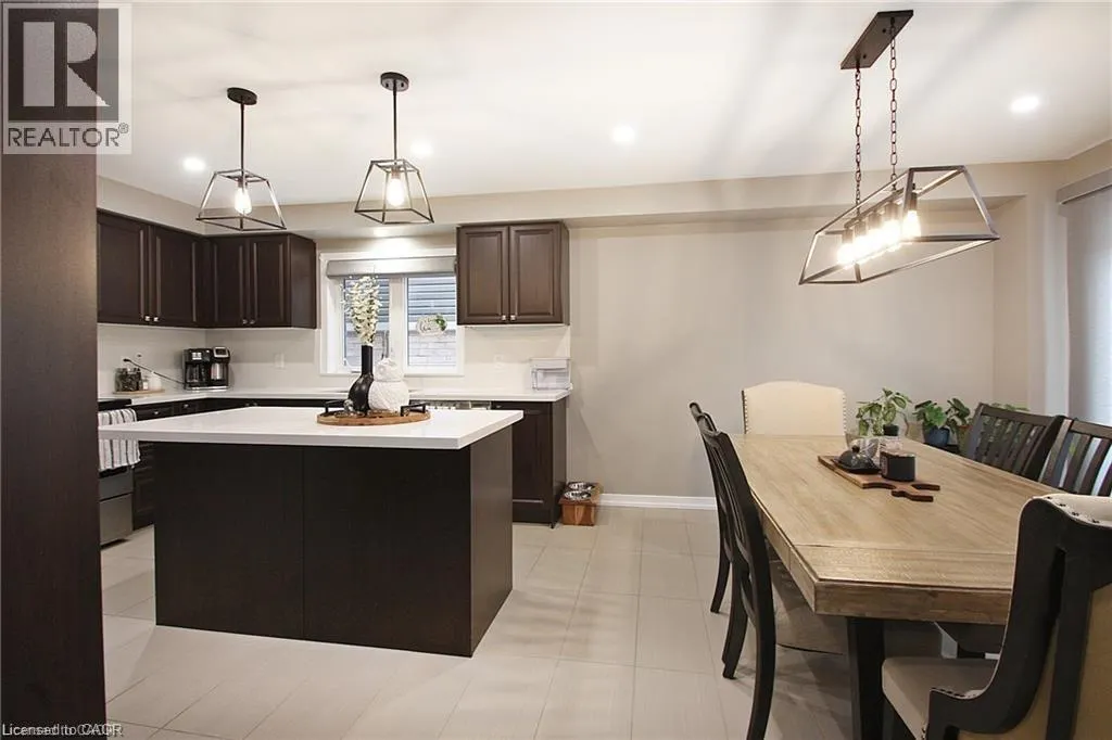 23 SCARLETWOOD Street