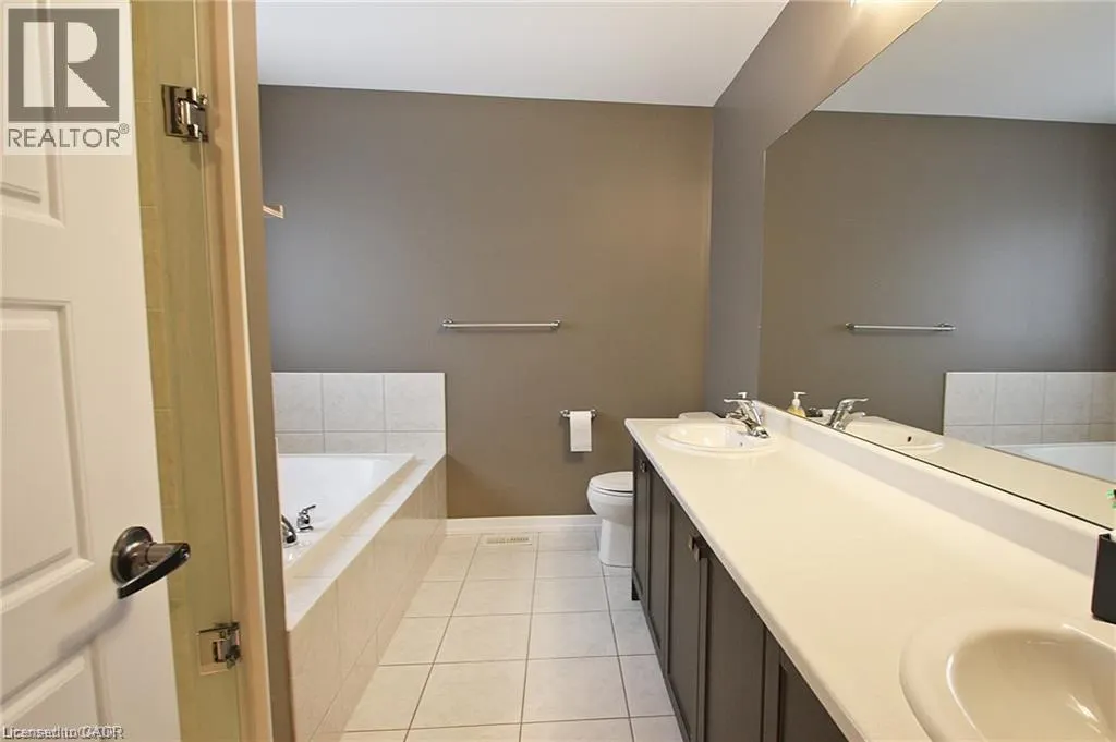 23 SCARLETWOOD Street