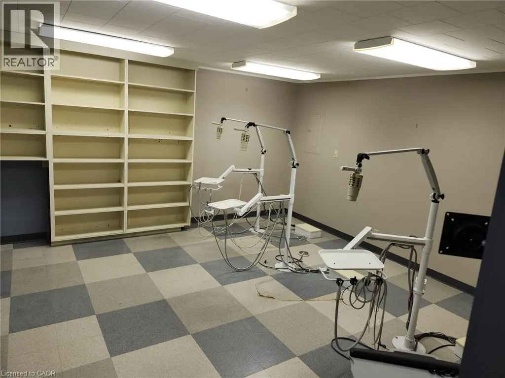 476 MAIN ST S Street Unit# 6, #6