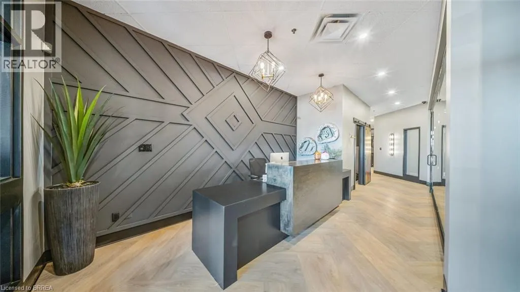 265 KING GEORGE Road Unit# 115, #115