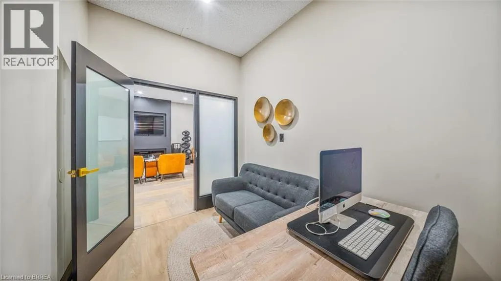 265 KING GEORGE Road Unit# 115, #115