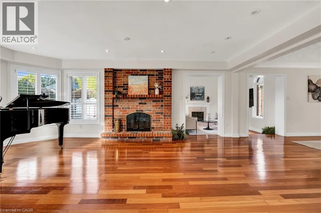 250 GREY SQUIRREL Place