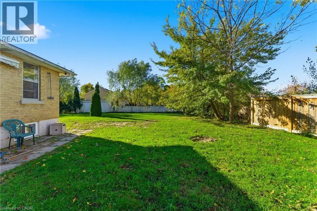 2088 UPPER JAMES Street