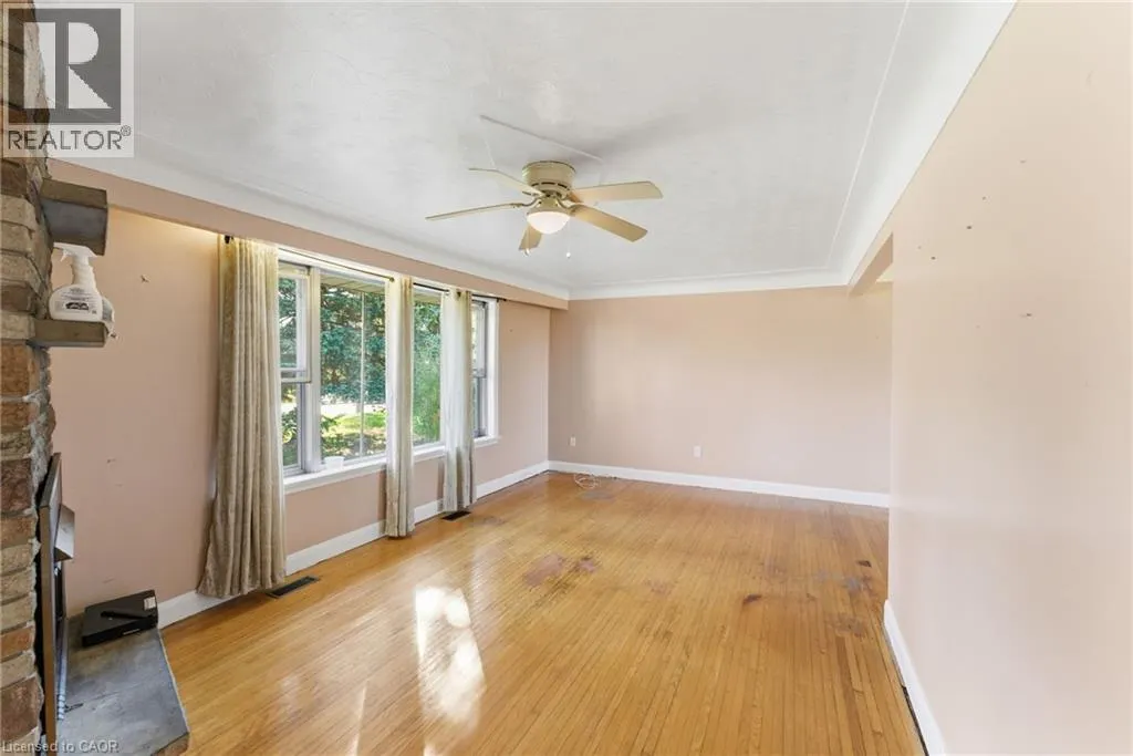 2088 UPPER JAMES Street