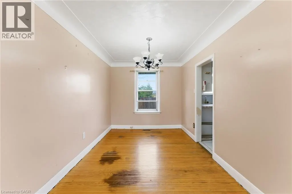 2088 UPPER JAMES Street