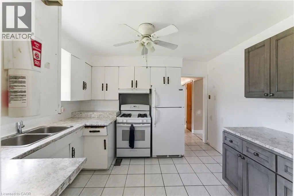 2088 UPPER JAMES Street