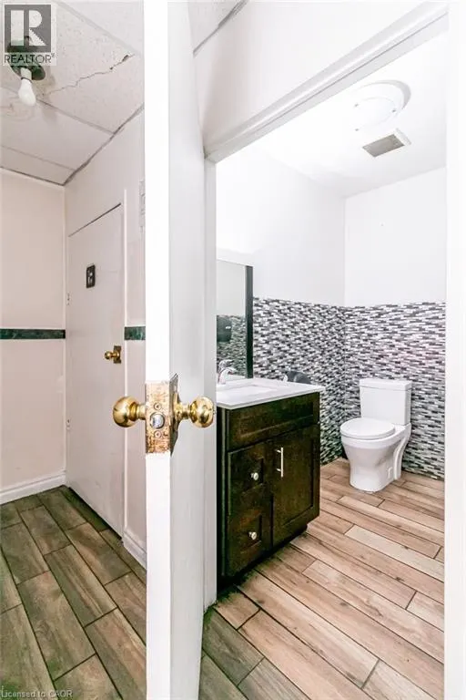 1 WILSON Street Unit# 7, #7