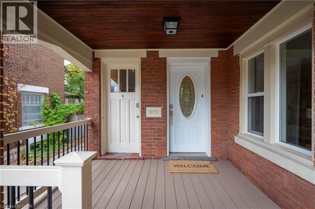 34 STIRLING Avenue N