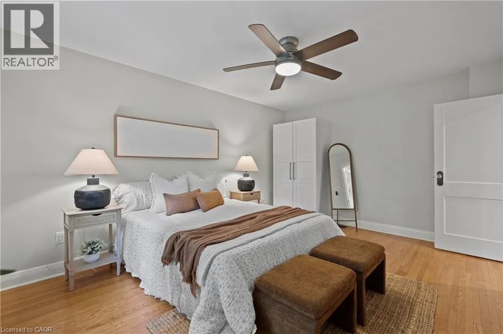 34 STIRLING Avenue N