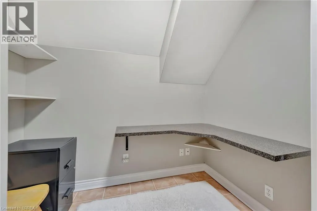 35 SHALFLEET Boulevard